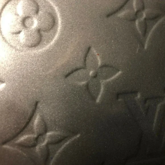 Louis Vuitton Vernis Alma MM Gris Silver Grey Handbag Rare Color Limited Edition - Picture 11 of 12